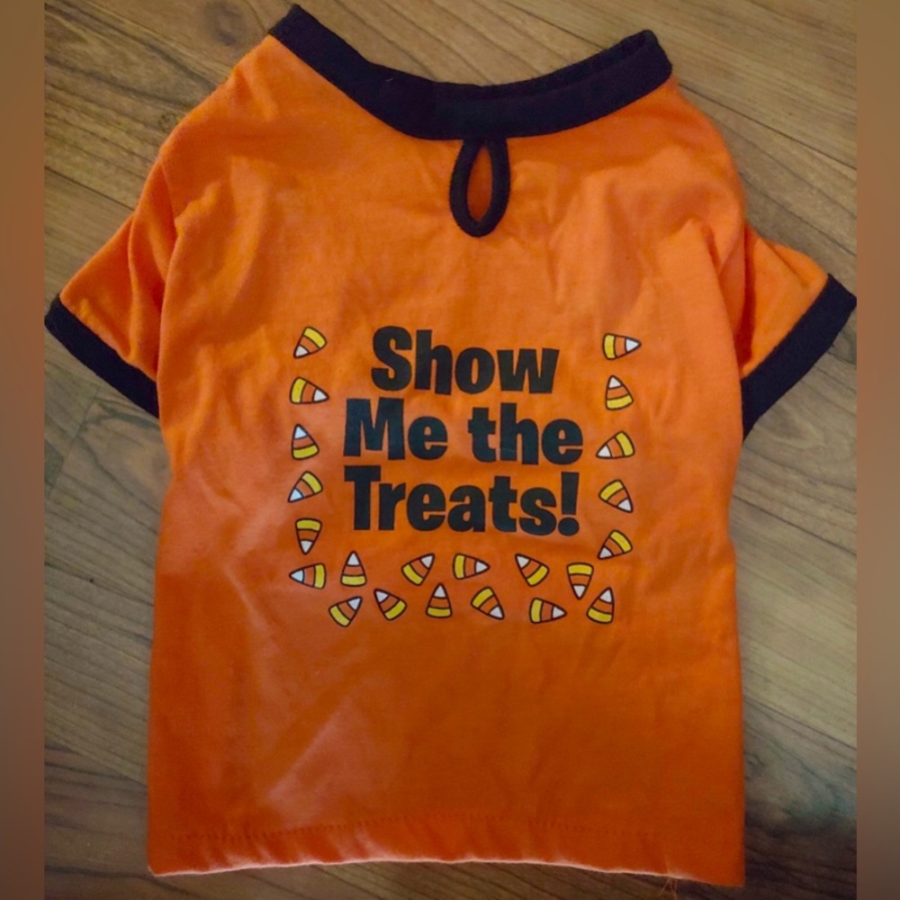 Orange Halloween Dog/cats Shirt SHOW ME THE TREATS